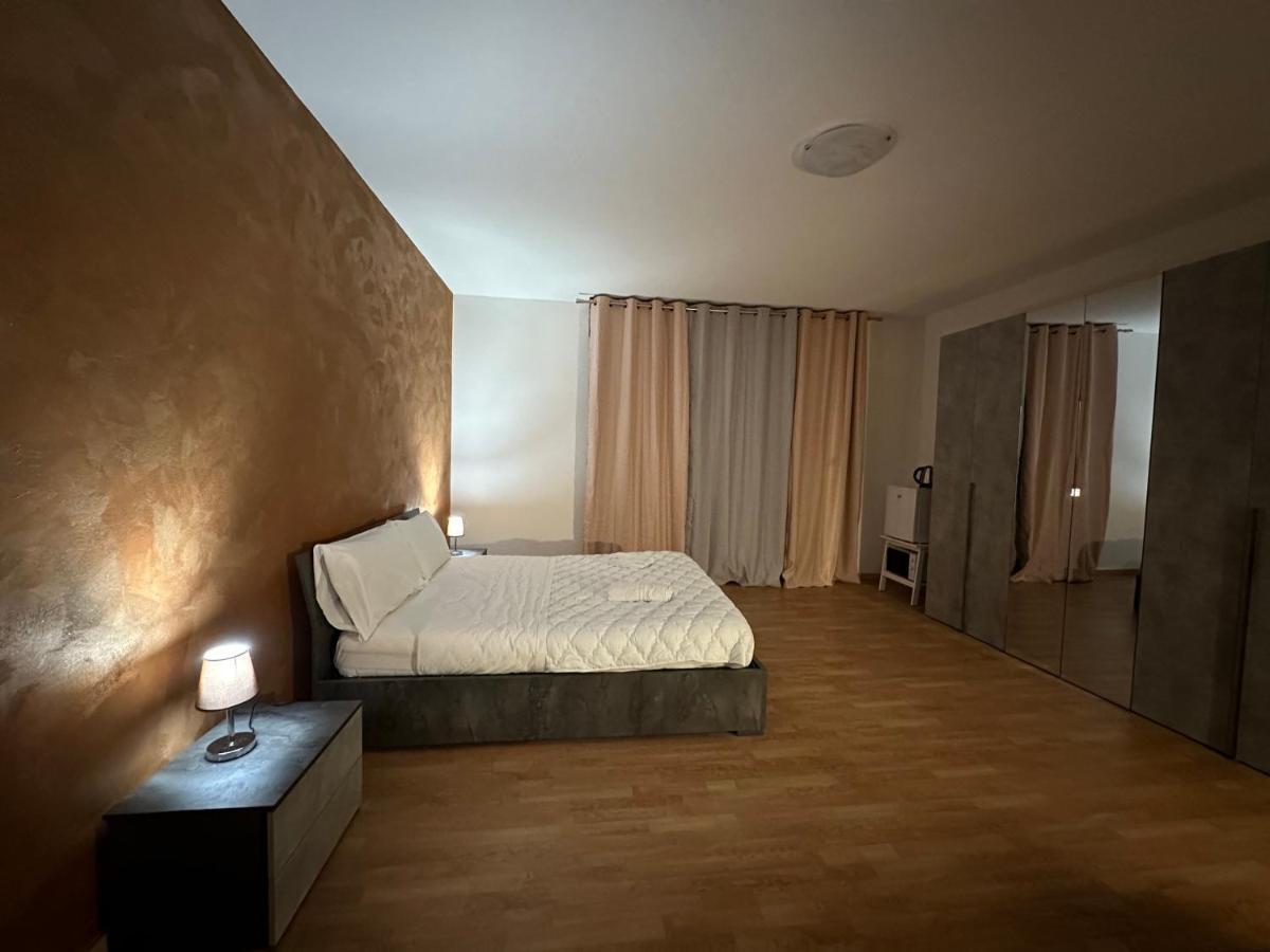 فندق ميسترفي  Leone D'Oro 2 - Milano Street المظهر الخارجي الصورة